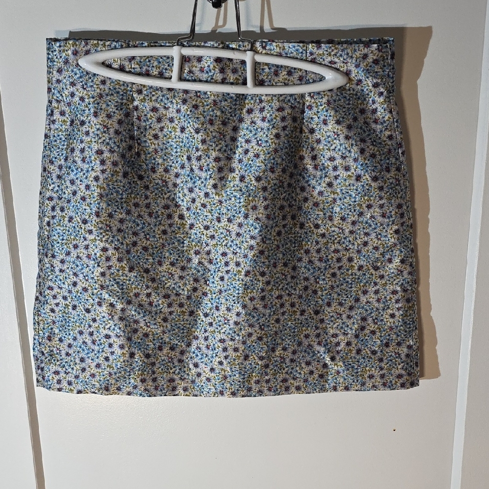 Zara Blue Floral Mini Skirt